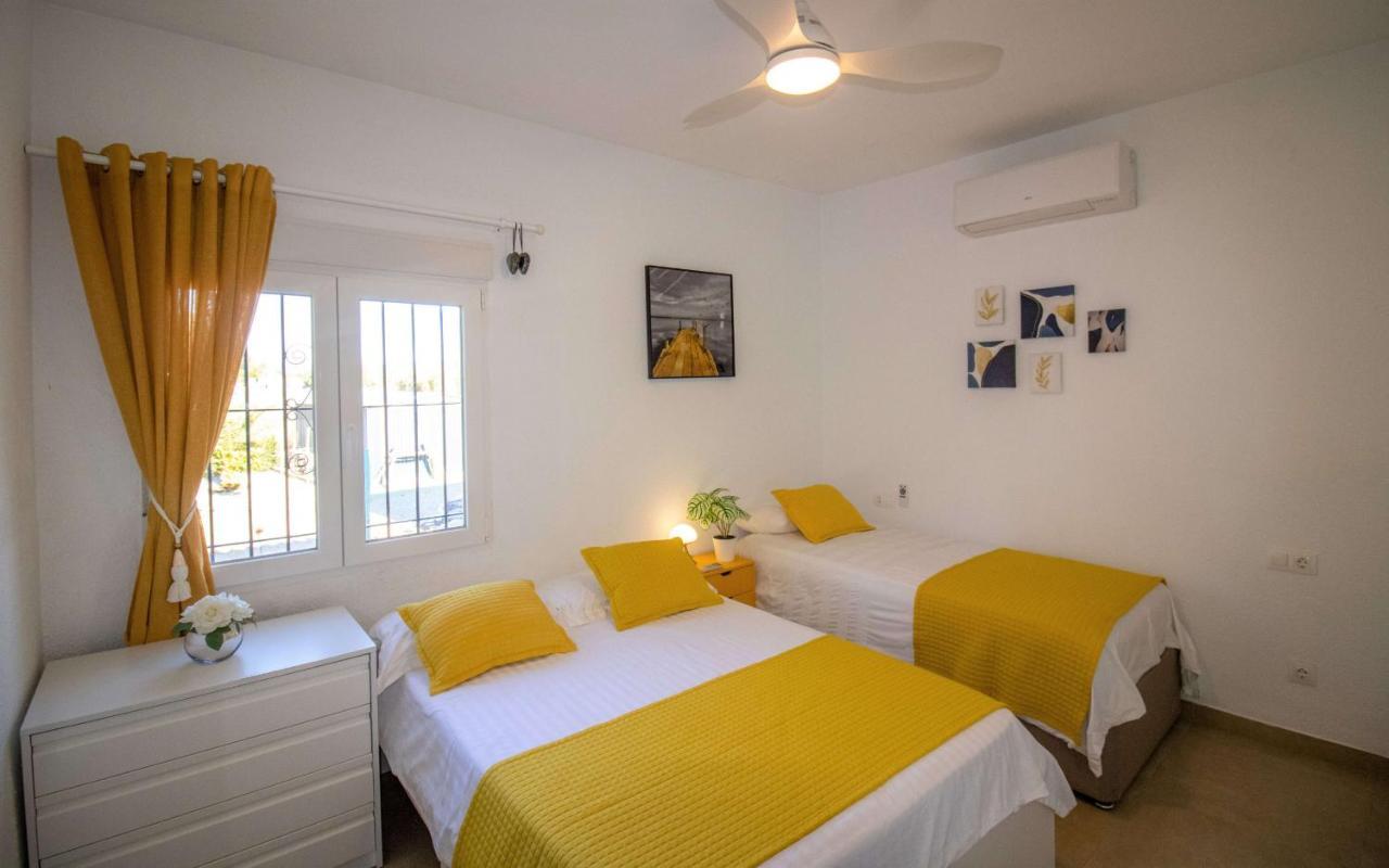 Villa Oasis Rural Frente Al Mar Albert Villas